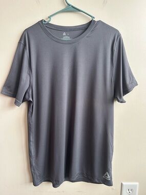 Rebook Mens Grey Athletic Shirt Grey L